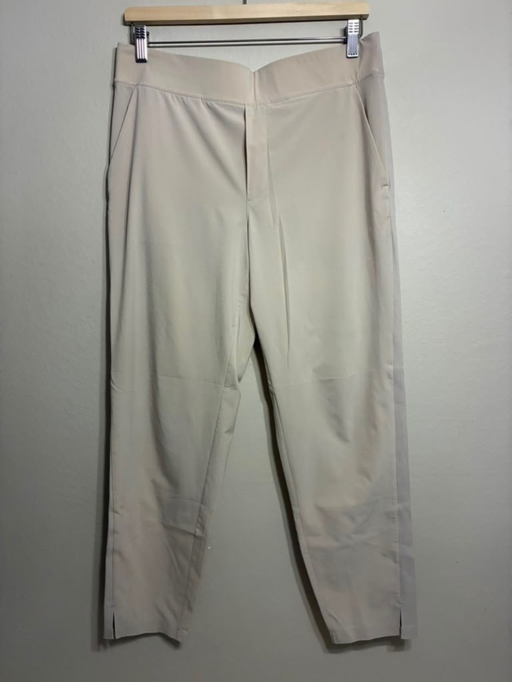 Athleta Brooklyn Mid Rise ankle pant ivory white size 8
